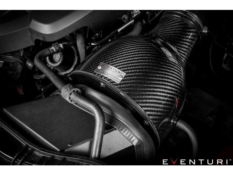 Audi S1 2.0 TFSI Black Carbon intake [17]