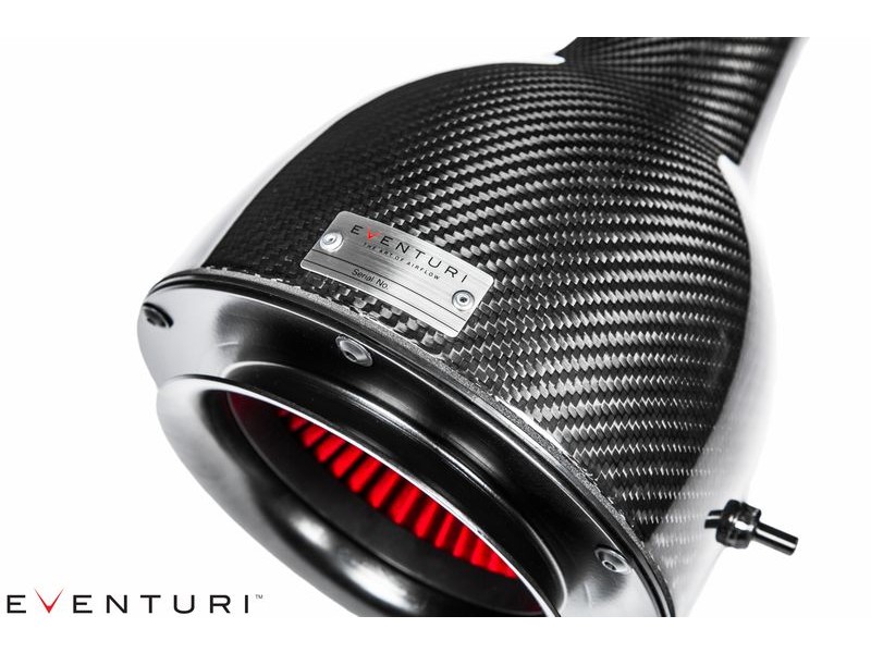 Audi S1 2.0 TFSI Black Carbon intake [5]